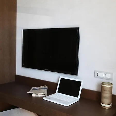 San Paolo ホテル Montegiorgio